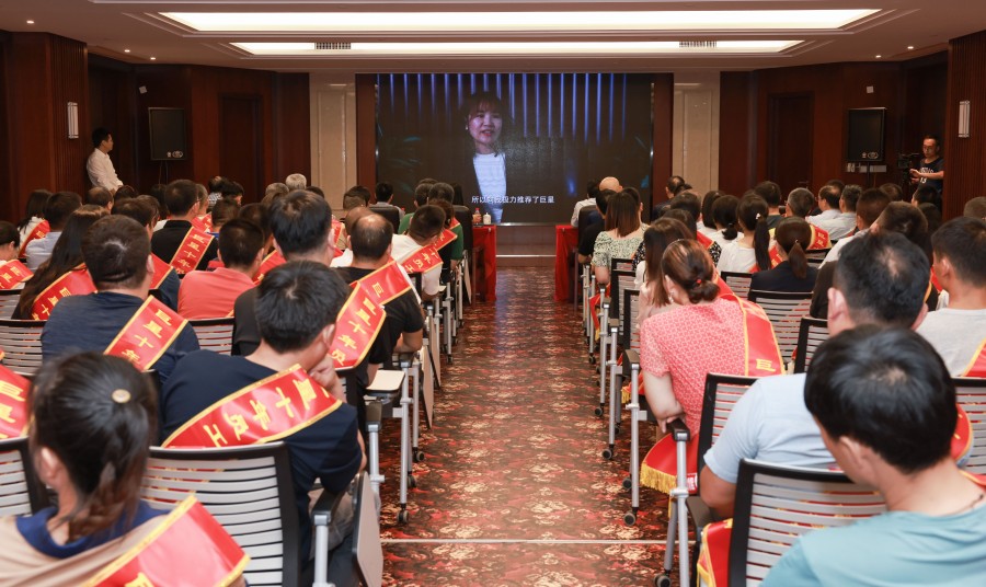 1670377129376573zncI.jpg AWP_5939.jpg