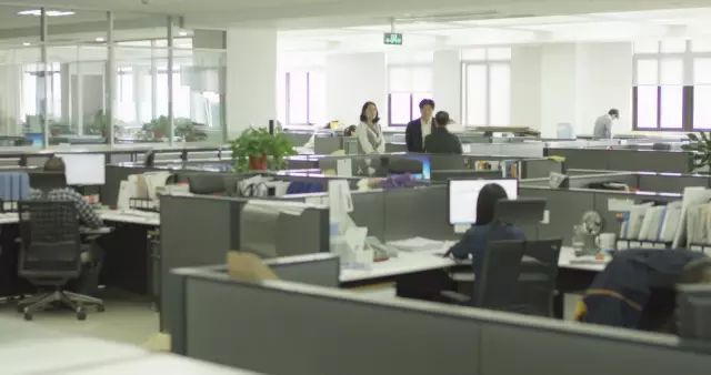 1670572870548004KfG7.jpg 4.jpg