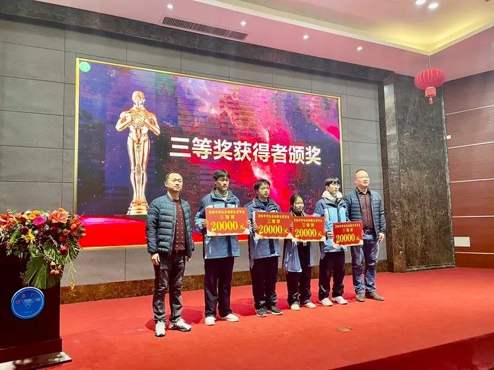 1672017279118800MR8c.jpg 微信图片_20221216160826.jpg