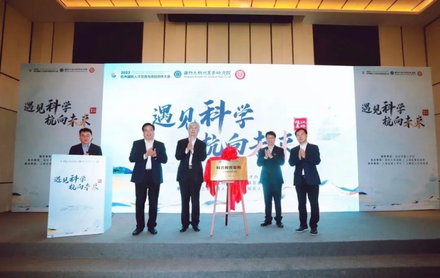 16722979774557359wlM.jpg 640 (3).jpg