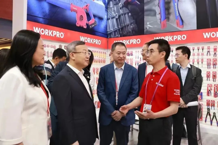 1703740346814880E300.png 2.png