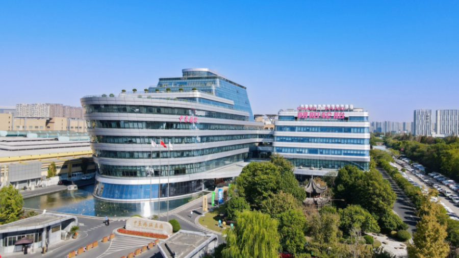 1713923799883356961C.png 640 (2).png