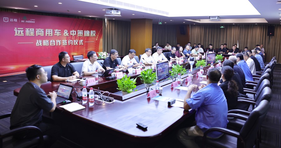 1725504230410605BFF8.jpg 722A8399.JPG