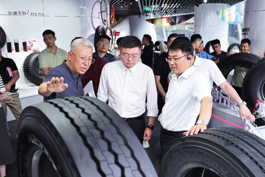 1725504361583710C40B.jpg 722A8211.JPG