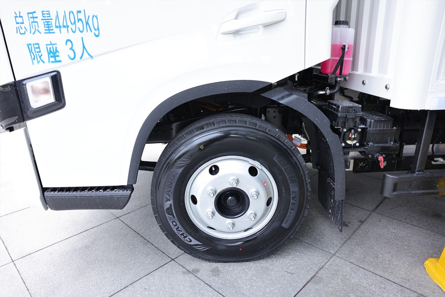 172550451326364915DE.jpg 722A8143.JPG