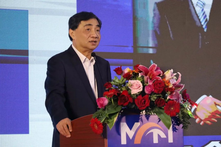 1734510068938080B4B8.jpg 640.jpg