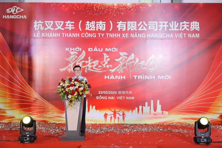 1748219421415333C4A7.jpg 5.jpg